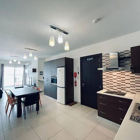 Stylish Modern Central Apartment 4 Paceville Saint Julian's 外观 照片