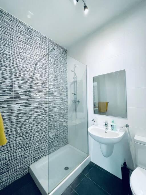 Stylish Modern Central Apartment 4 Paceville Saint Julian's 外观 照片